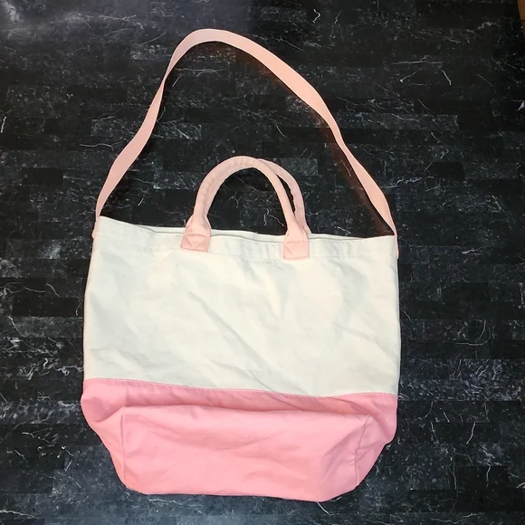 ❤️ Victoria Secret tote ❤️ - Picture 3 of 9